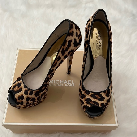 Pre-loved MK Milan Cheetah Platform - Picture 1 of 4